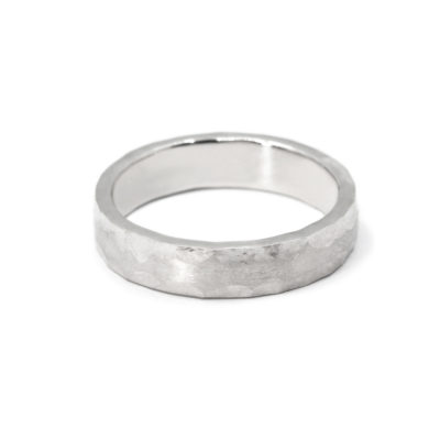 Bague homme Iker martelée 5.50 argent