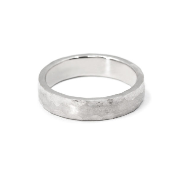 Bague homme Iker martelée 5.50 argent