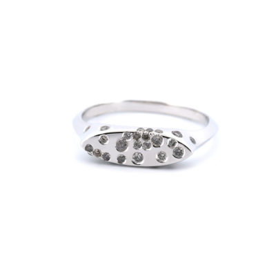 Bague Amandine or blanc et diamants gris