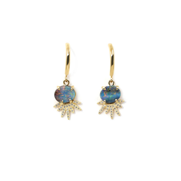 Boucles d’oreilles opales et diamants